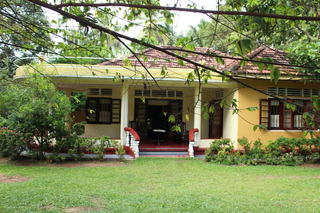 Abberny Villa Midigama East Exterior foto